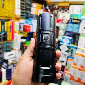 HIGH POWERED MULTI PURPOSE FLASH LIGHT